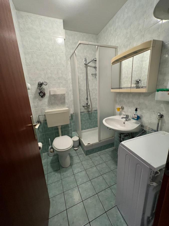 Apartment Luka Новаля Екстериор снимка